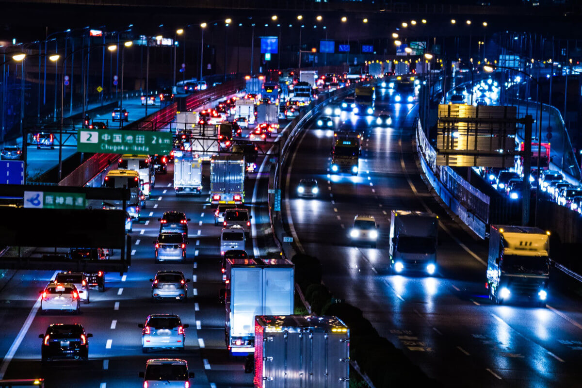 渋滞中の道路